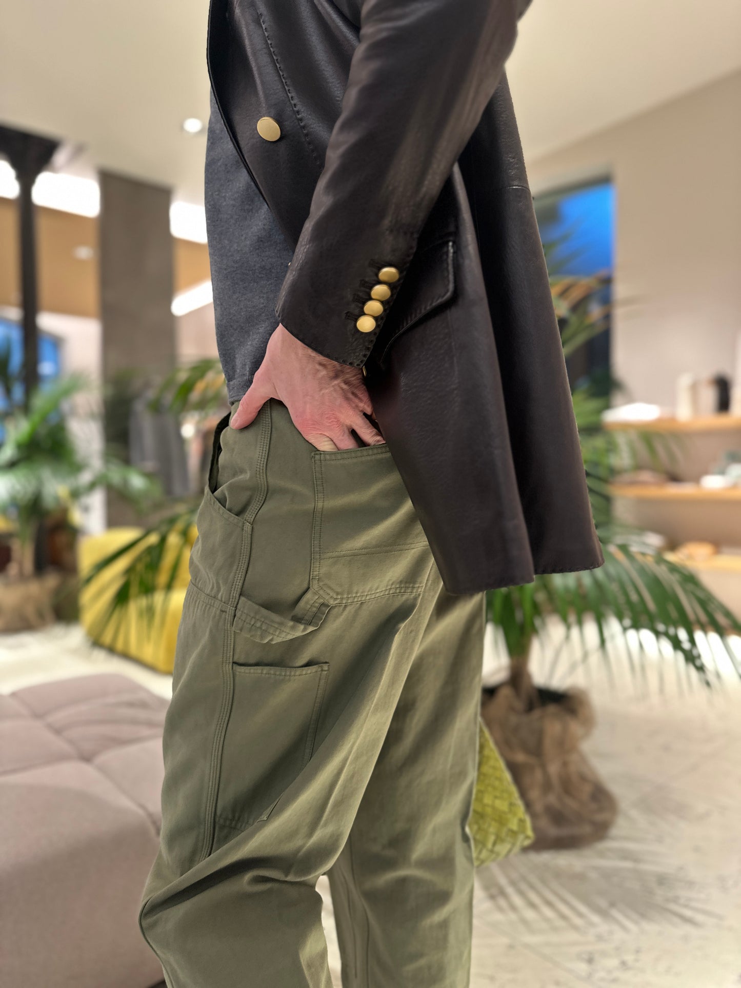 Pantalone worker