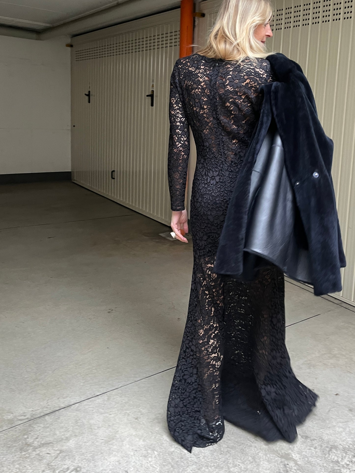 Abito pizzo nero