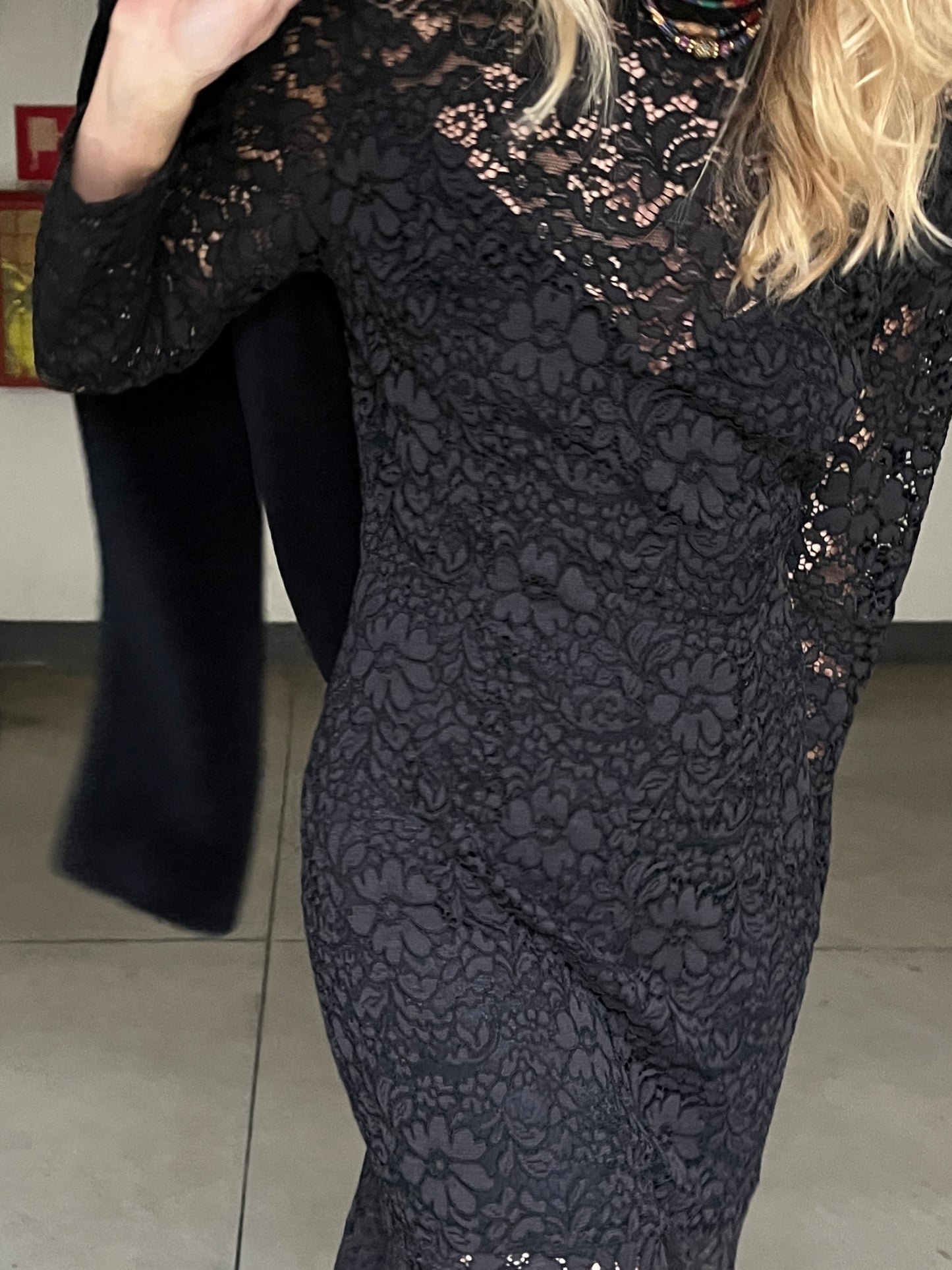 Abito pizzo nero